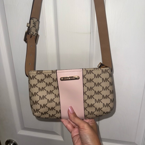 Michael Kors Tan and Pink Logo Crossbody Bag - Picture 1 of 5